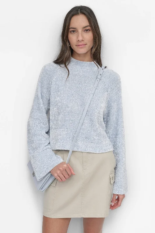 WIDE SLEEVE CROPPED SWEATER